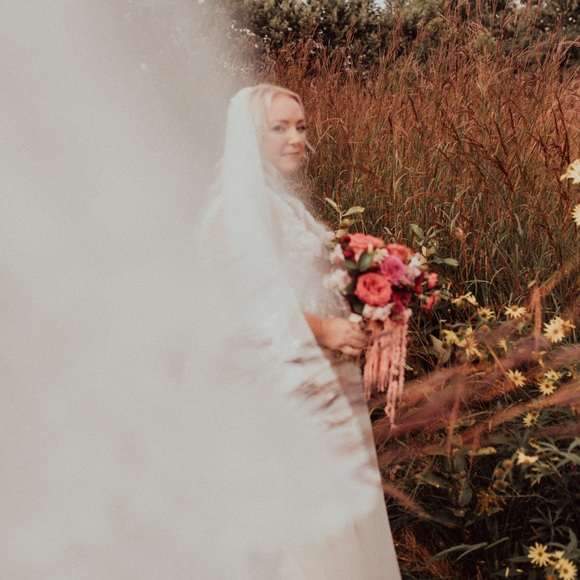 Meet your Posher, Kayla - Picture 1 of 1